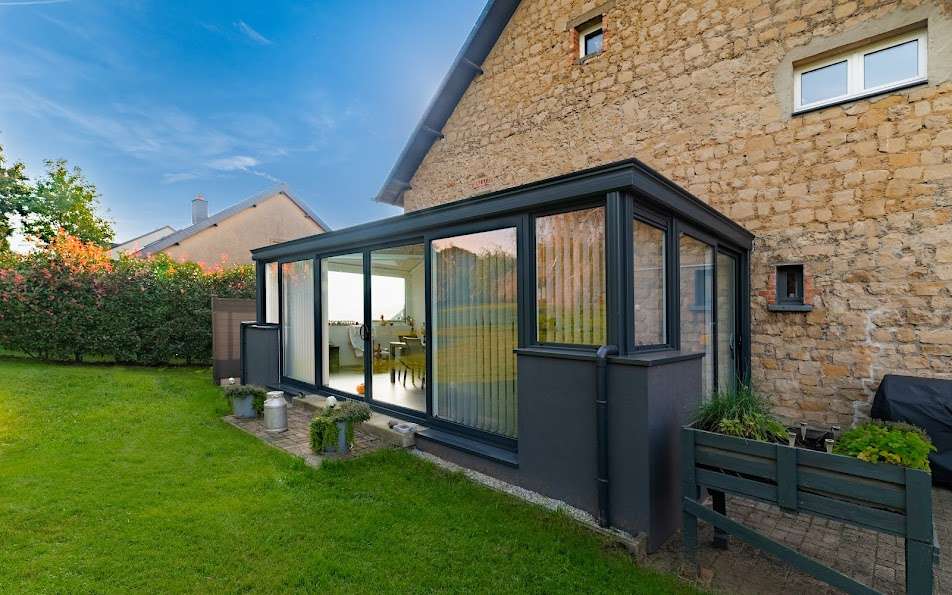Véranda Tradition®, valorisation patrimoniale et aluminium durable