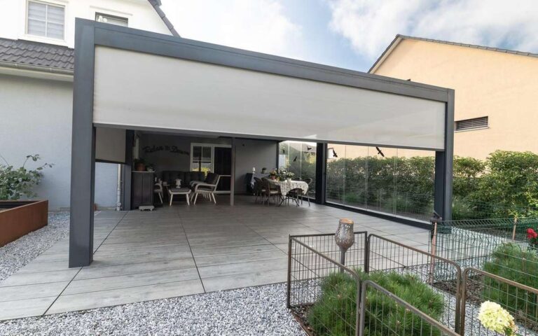 pergola bioclimatique metzger store zip lame orientable sur mesure caisson integre belgique