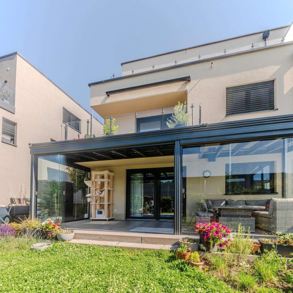 pergola metzger aluminium sur mesure vitrage store zip coulissant belgique