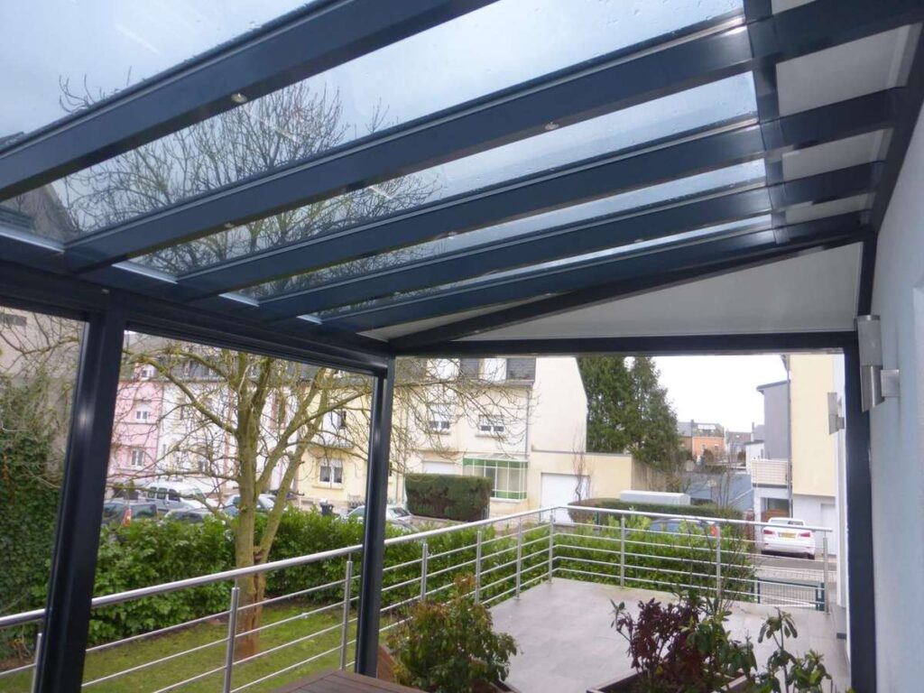 pergola metzger evolutif aluminium sur mesure vitrage solaire store zip belgique