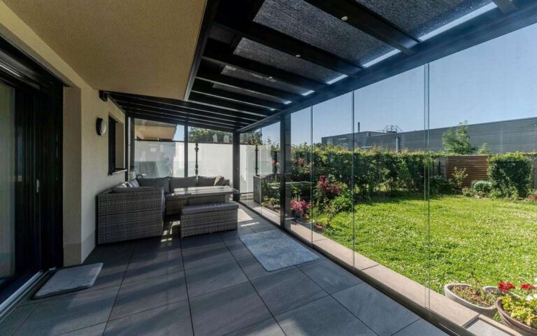 pergola metzger aluminium sur mesure vitrage store zip coulissant belgique